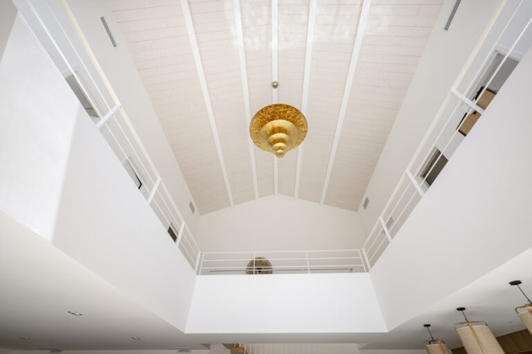 Villa de 315 m², 4 chambres, 1 suite et son grand garage