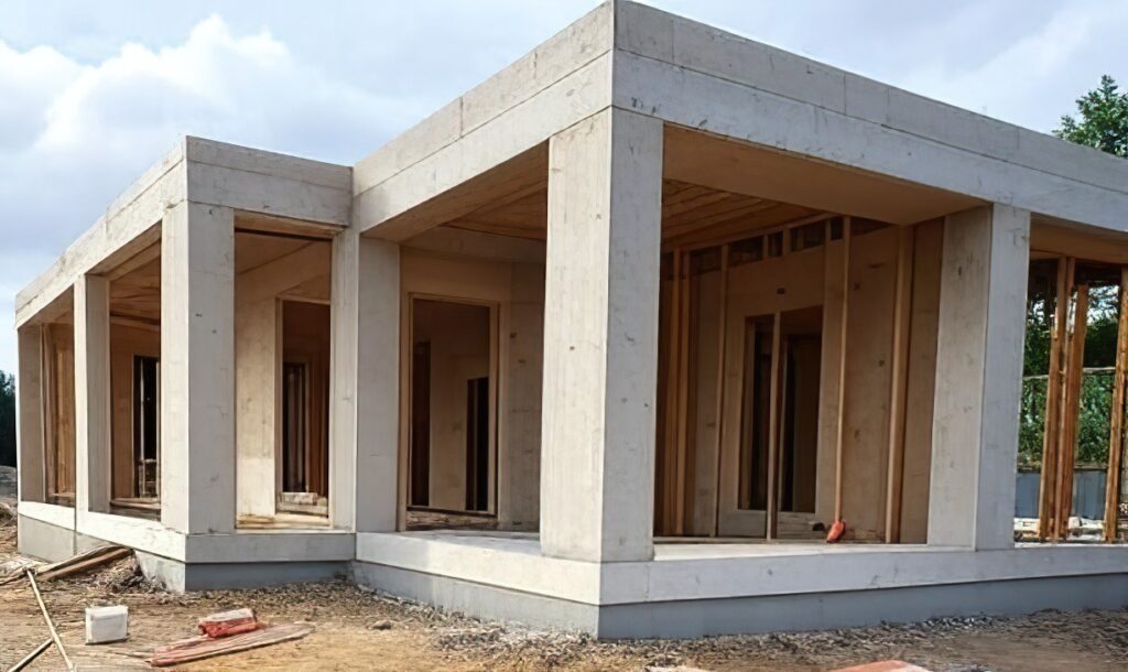 Béton banché : mise en œuvre, méthodes, étapes, fondations, banches, ferraillage, coulage, vibrage, séchage, finitions