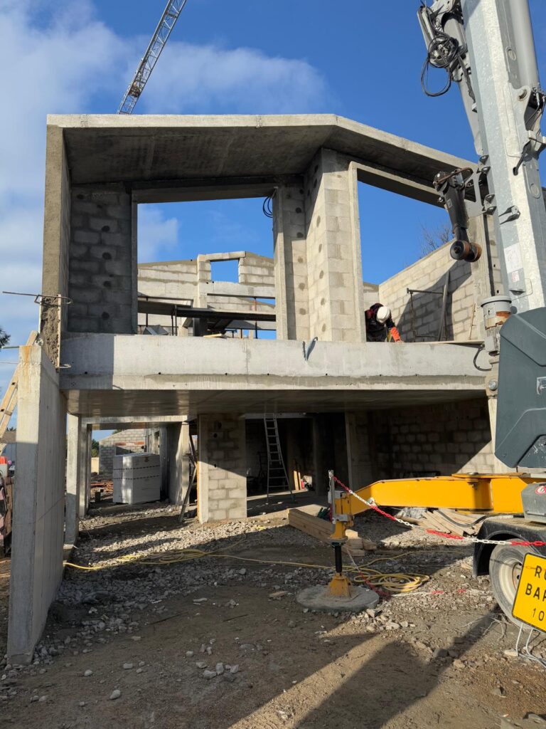 Devanture agence Les Sables d'Olonne - Construction