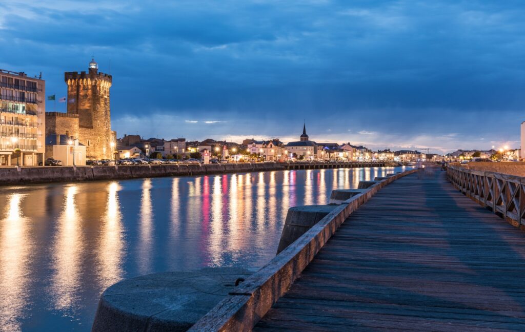 Les Incontournables des Sables-d’Olonne : Tour Arundel, Musée du Coquillage, Remblai, Casino des Atlantes, Ylium, Château-d’Olonne, Saint-Michel, Zoo, SNCF, Centre-Ville